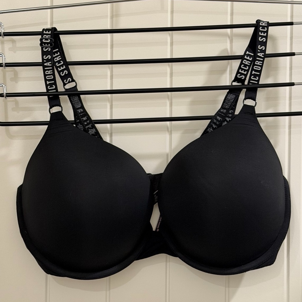 Victoria's Secret Black Full-Coverage Bra